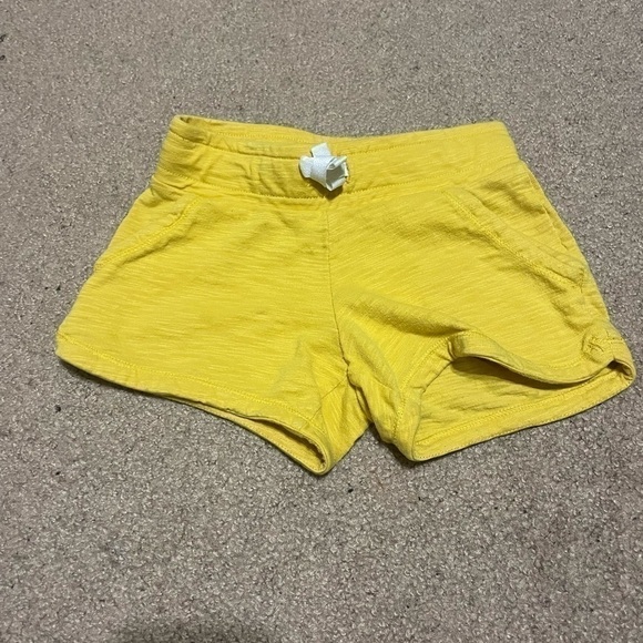Cat & Jack yellow children’s shorts size 5T - Picture 6 of 6